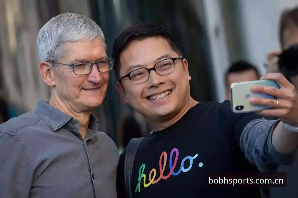 半岛体育bob与凤凰体育中国苹果版对比：哪个才是赛事数据整合的革新者？